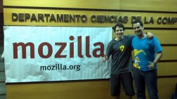 Matías, de Mozilla Chile y Fabio, nuestro charlista internacional